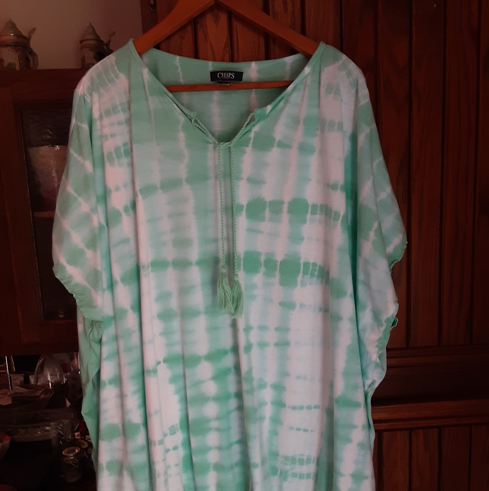 Chaps Mint and White Tie-Dye V-Neck Tunic with Tassel